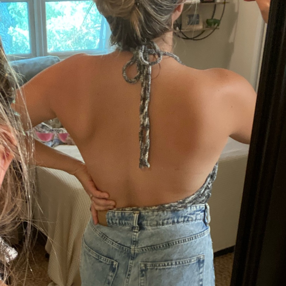 Backless tank top - Picture 3 of 4